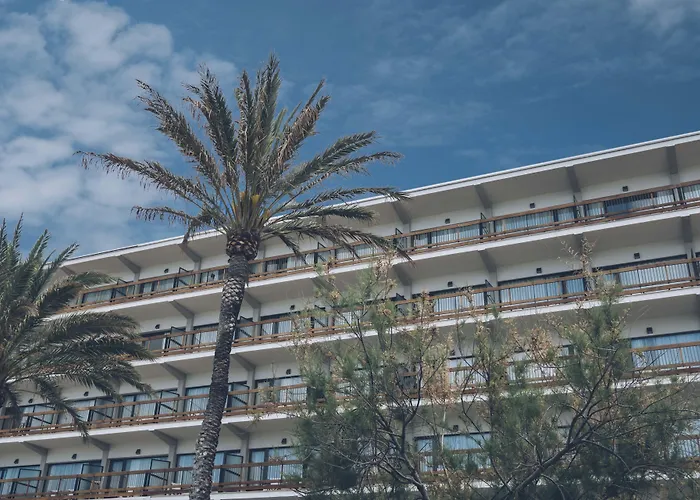 Aya Seahotel - Adults Only